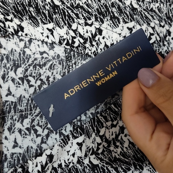 NWT Adrienne Vittadini Buttonfront Tie Waist Top - Picture 6 of 10